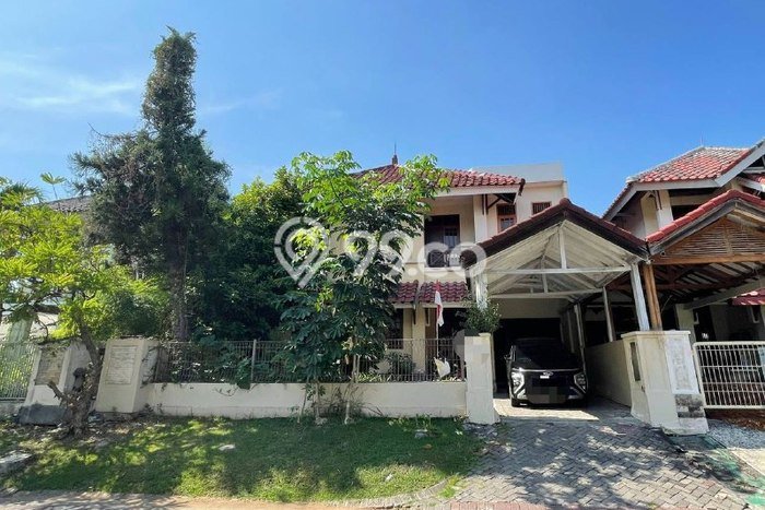 Rumah Elit Modern Tanpa Renovasi di Pakuwon City Surabaya Rumah Elit Modern Tanpa Renovasi di Pakuwon City Surabaya
