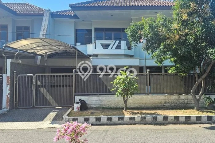 For Sale Rumah Mewah Exclusive di Wonocolo, Surabaya For Sale Rumah Mewah Exclusive di Wonocolo, Surabaya