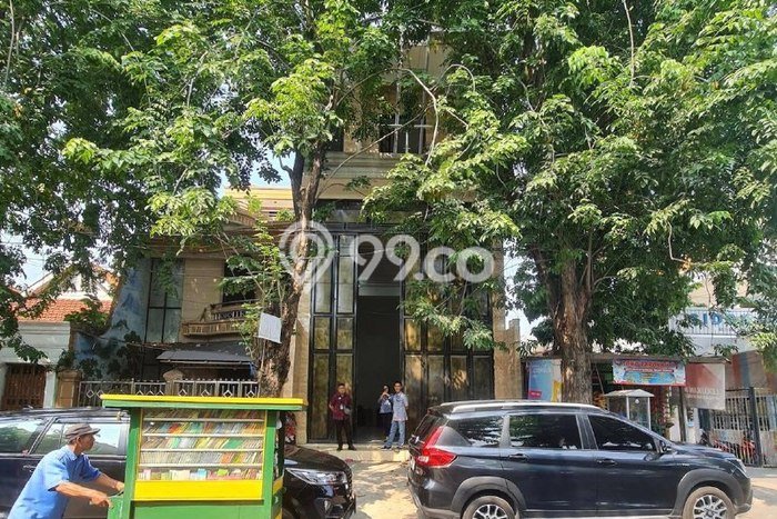 Unit Gudang Dijual di Kenjeran Surabaya Luas Bangunan 500m2 Unit Gudang Dijual di Kenjeran Surabaya Luas Bangunan 500m2