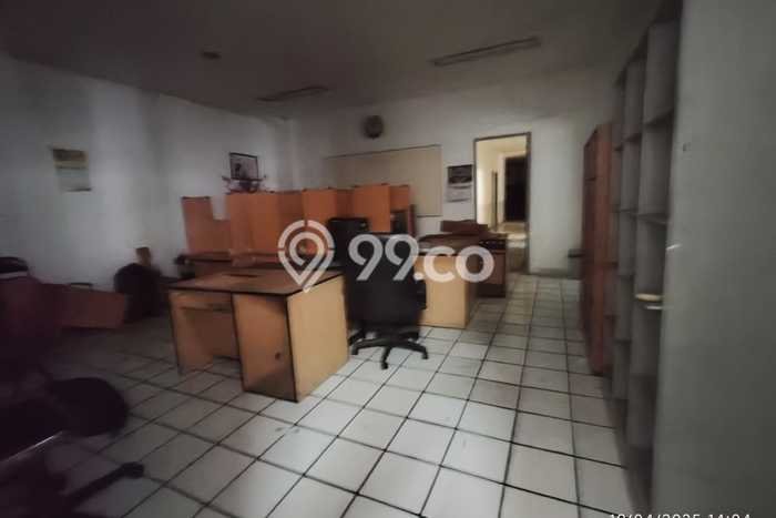 Untuk Dijual! Kantor di Salemba Jakarta Pusat LT 1056m2 / LB 2448m2 Kawasan Strategis Untuk Dijual! Kantor di Salemba Jakarta Pusat LT 1056m2 / LB 2448m2 Kawasan Strategis