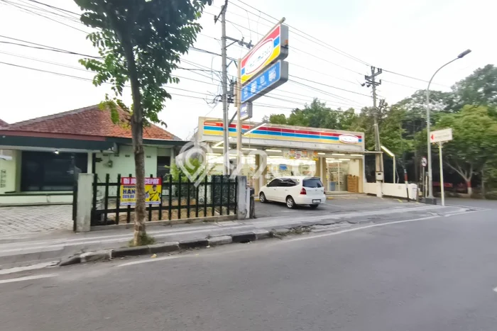 Rumah Modern 4 KT LT 390m2 di Blora Kota Rumah Modern 4 KT LT 390m2 di Blora Kota