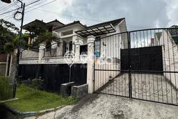 For Sale! Premium House LT 378m2 Desain Elegan di Dieng For Sale! Premium House LT 378m2 Desain Elegan di Dieng