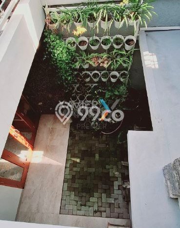 Rumah Luxury Modern Siap Huni di Soekarno Hatta Malang Rumah Luxury Modern Siap Huni di Soekarno Hatta Malang