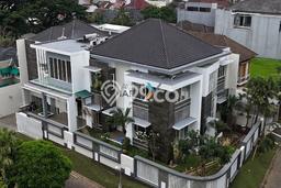 Ready to Use! Luxury House LT 701m2 Desain Elegan di Permata Jingga Ready to Use! Luxury House LT 701m2 Desain Elegan di Permata Jingga