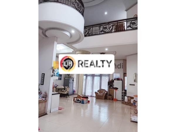 Rumah Mewah Siap Huni LT 670m2 di Candisari, Semarang Rumah Mewah Siap Huni LT 670m2 di Candisari, Semarang