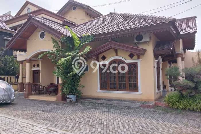 Disewakan! Rumah 3 Kamar Tidur &
2 Kamar Mandi di Slipi, Jakarta Barat Disewakan! Rumah 3 Kamar Tidur &
2 Kamar Mandi di Slipi, Jakarta Barat
