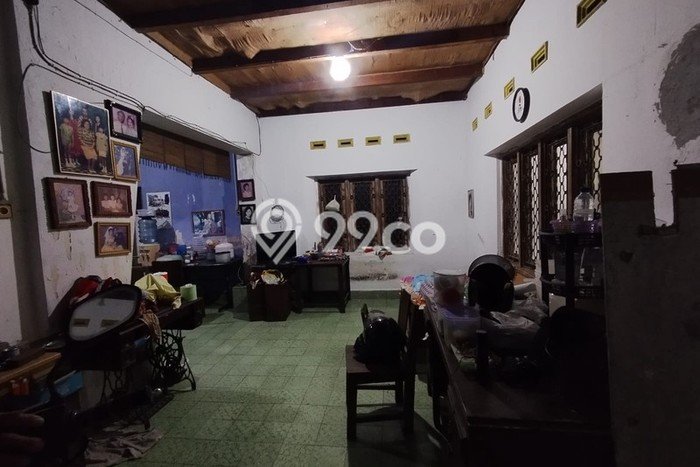 Unit Komersial Dijual di Gedong Tengen Yogyakarta Luas Bangunan 150m2 Unit Komersial Dijual di Gedong Tengen Yogyakarta Luas Bangunan 150m2