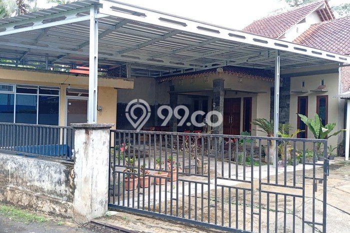 For Sale Rumah 3 Kamar Lokasi Ideal Nyaman dan Strategis di Borobudur For Sale Rumah 3 Kamar Lokasi Ideal Nyaman dan Strategis di Borobudur