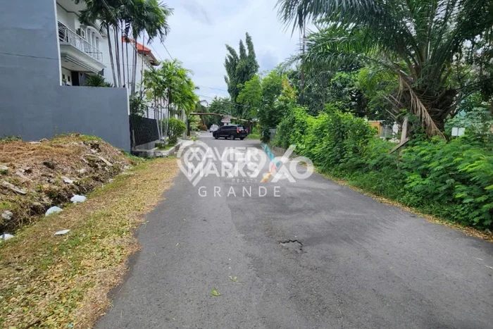 Lahan Dijual Lokasi Strategis di Surabaya dengan Luas 468m2 Lahan Dijual Lokasi Strategis di Surabaya dengan Luas 468m2
