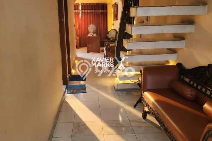 Dijual Rumah 5 Kamar Lokasi Strategis Nyaman dan Strategis di Sawahan Dijual Rumah 5 Kamar Lokasi Strategis Nyaman dan Strategis di Sawahan
