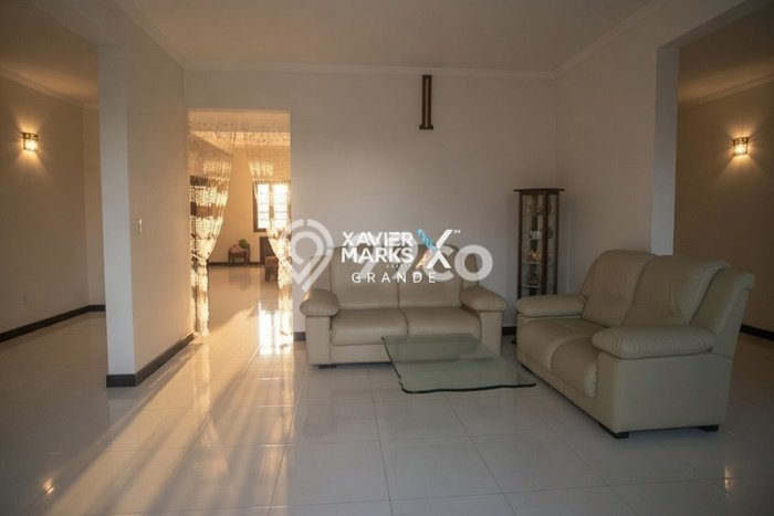 Dijual Rumah Elit Exclusive di Sukolilo, Surabaya Dijual Rumah Elit Exclusive di Sukolilo, Surabaya