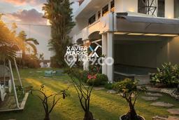 For Sale Rumah Mewah Exclusive di Sukolilo, Surabaya For Sale Rumah Mewah Exclusive di Sukolilo, Surabaya