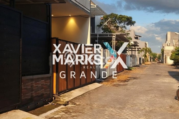 Rumah Modern Cantik 2 KT Siap Huni di Sukolilo Rumah Modern Cantik 2 KT Siap Huni di Sukolilo