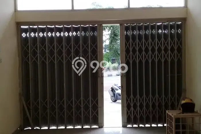 Untuk Dijual Ruko di Krian Sidoarjo LT 80m2 / LB 80m2 Untuk Dijual Ruko di Krian Sidoarjo LT 80m2 / LB 80m2