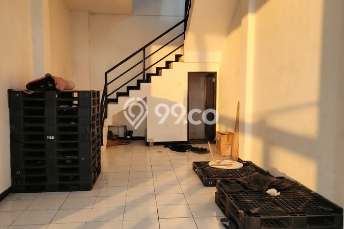 Ruko Komersial Dijual di Tambaksari Surabaya LT 60m2 & LB 132m2 Ruko Komersial Dijual di Tambaksari Surabaya LT 60m2 & LB 132m2