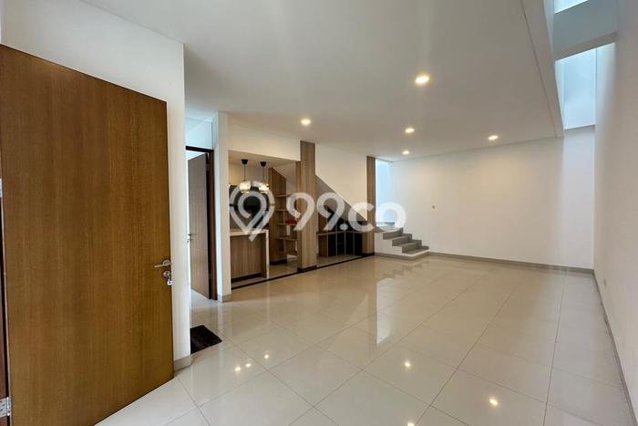 Jual Rumah Strategis Bagus Punya 4 KT di Regol Bandung SHM Jual Rumah Strategis Bagus Punya 4 KT di Regol Bandung SHM