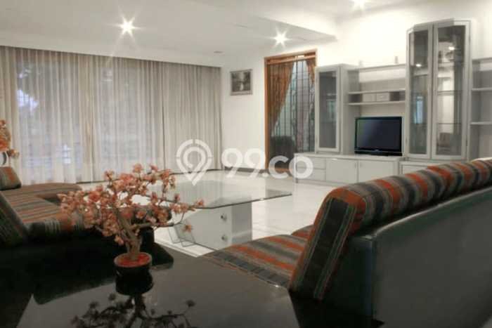 Vila Kawasan , Area 2441m2m², Lokasi Strategis Vila Kawasan , Area 2441m2m², Lokasi Strategis