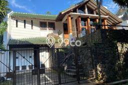 Rumah Elit Modern Siap Huni di Dago Pakar Bandung Rumah Elit Modern Siap Huni di Dago Pakar Bandung