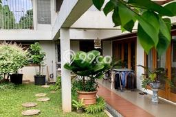 Rumah Mewah Siap Huni LT 484m2 di Kebayoran Baru, Jakarta Selatan Rumah Mewah Siap Huni LT 484m2 di Kebayoran Baru, Jakarta Selatan