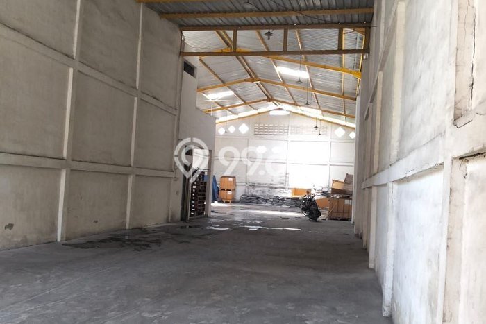 Gudang untuk disewa di Waru punya LT 396m2 & LB 420m2 harga sewa kompetitif Gudang untuk disewa di Waru punya LT 396m2 & LB 420m2 harga sewa kompetitif