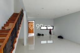 Dijual Rumah Eksklusif 3 KT di Taman Kopo Indah, Bandung Dijual Rumah Eksklusif 3 KT di Taman Kopo Indah, Bandung