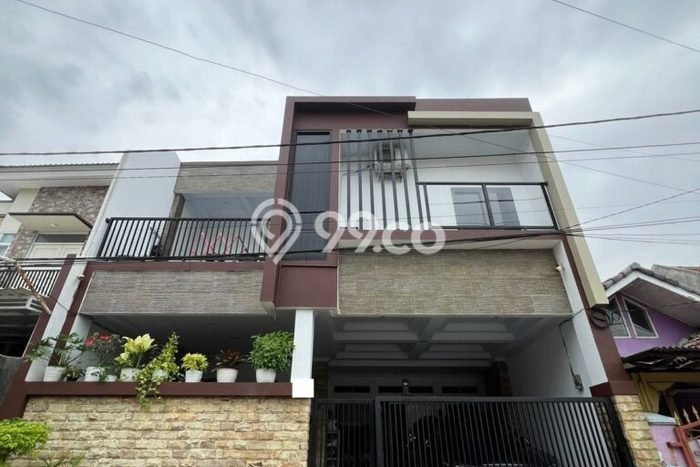 Rumah Modern Cantik 5 KT Siap Huni di Medan Satria Rumah Modern Cantik 5 KT Siap Huni di Medan Satria