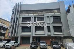 Unit Ruko Dijual di Jakarta Utara LT 480m2 & LB 1440m2 Unit Ruko Dijual di Jakarta Utara LT 480m2 & LB 1440m2