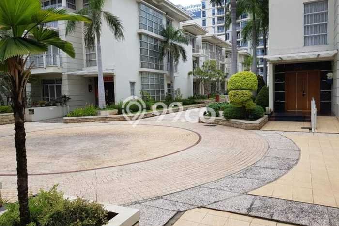 Rumah Elit Modern Siap Huni di Pluit Jakarta Utara Rumah Elit Modern Siap Huni di Pluit Jakarta Utara
