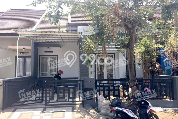 HOT DEAL! Rumah area Permata Jingga, 2 KT, Area Asri, Luas 105m2m² LB 70m2m² HOT DEAL! Rumah area Permata Jingga, 2 KT, Area Asri, Luas 105m2m² LB 70m2m²
