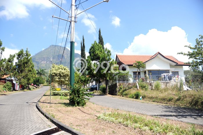 PROMO SPESIAL! Rumah Untuk Investasi area Batu, Luas 345m² Bangunan 150m² PROMO SPESIAL! Rumah Untuk Investasi area Batu, Luas 345m² Bangunan 150m²