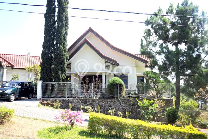 PROMO SPESIAL! Rumah Untuk Investasi area Batu, Luas 345m² Bangunan 150m² PROMO SPESIAL! Rumah Untuk Investasi area Batu, Luas 345m² Bangunan 150m²