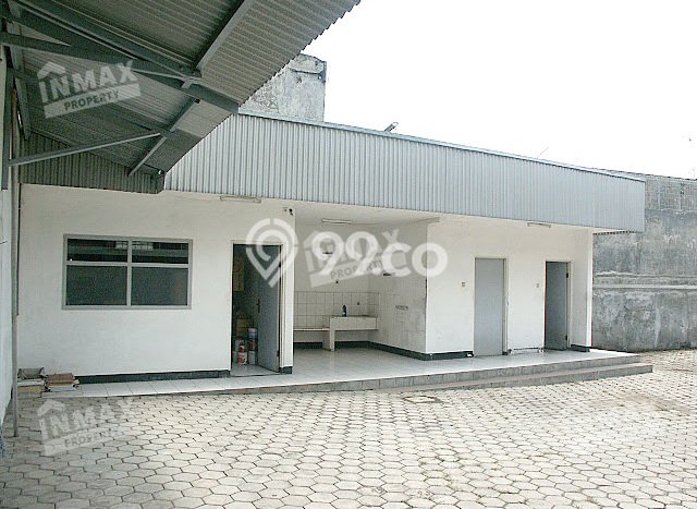 Unit Ruko Disewa Lokasi Blimbing, Malang Spesifikasi Luas Bangunan 867m2 Unit Ruko Disewa Lokasi Blimbing, Malang Spesifikasi Luas Bangunan 867m2