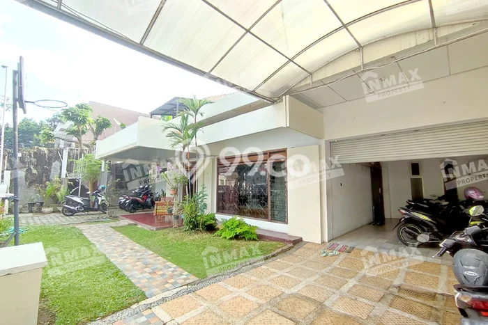 Rumah Mewah LB 600m2 Siap Huni Desain Elegan di Rampal Celaket, Malang Rumah Mewah LB 600m2 Siap Huni Desain Elegan di Rampal Celaket, Malang