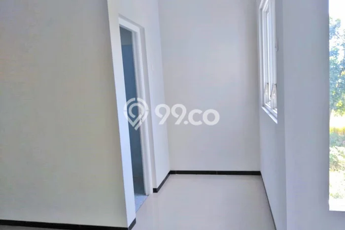 Dijual Hunian Rumah Terawat 3 Kamar di Soekarno Hatta, Malang Dijual Hunian Rumah Terawat 3 Kamar di Soekarno Hatta, Malang