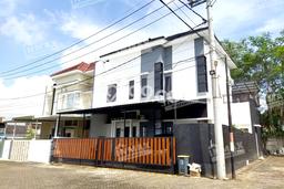 Rumah EXCLUSIVE di Karangploso, Malang, LT 211m2m² Bangunan 230m2m² KESEMPATAN TERBATAS! Rumah EXCLUSIVE di Karangploso, Malang, LT 211m2m² Bangunan 230m2m² KESEMPATAN TERBATAS!