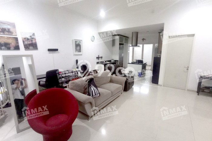 Disewakan! Rumah 4 Kamar Tidur &
2 Kamar Mandi di Villa Puncak Tidar, Malang Disewakan! Rumah 4 Kamar Tidur &
2 Kamar Mandi di Villa Puncak Tidar, Malang
