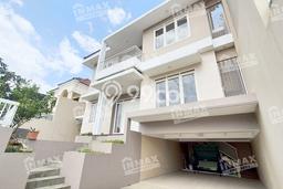 Dijual Rumah 4 KT di Villa Puncak Tidar, Malang - Luas Tanah 415m² Dijual Rumah 4 KT di Villa Puncak Tidar, Malang - Luas Tanah 415m²