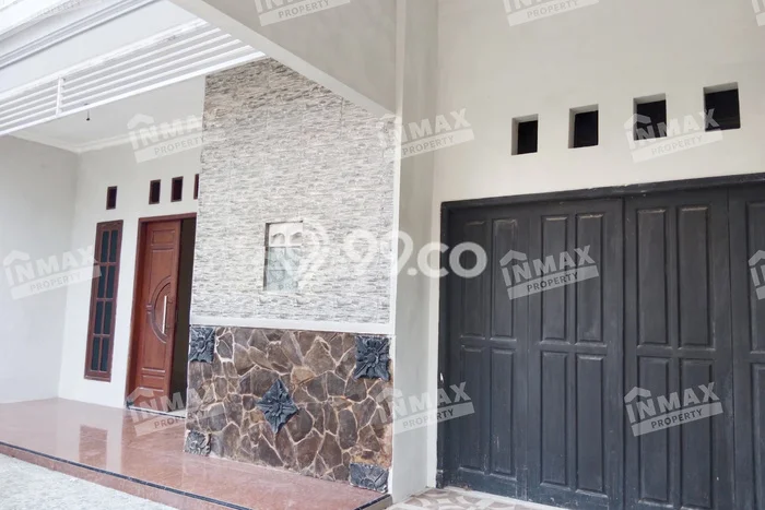 Jual Rumah Strategis Bagus Punya 5 KT di Sidoarjo Sidoarjo SHM Jual Rumah Strategis Bagus Punya 5 KT di Sidoarjo Sidoarjo SHM