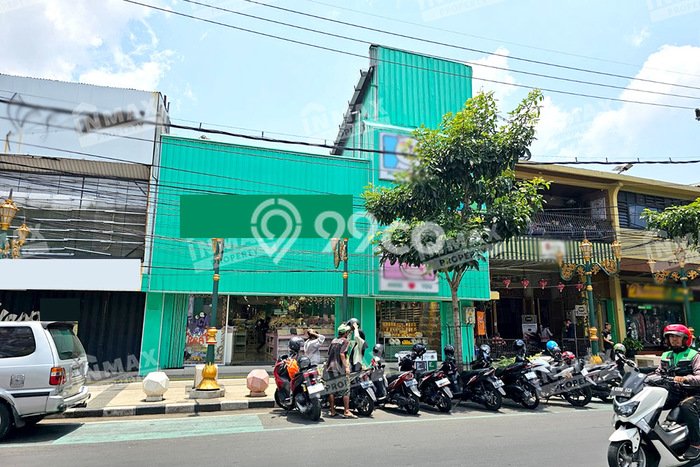 Unit Ruko Dijual di Klojen Malang Luas Bangunan 1300m2 Unit Ruko Dijual di Klojen Malang Luas Bangunan 1300m2