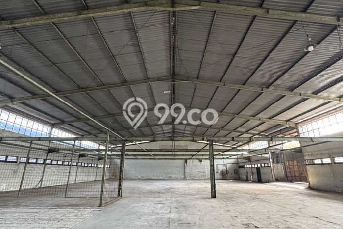 Gudang di Holis Cigondewah, Luas 1200m2m², Lokasi Bisnis, For Rent Gudang di Holis Cigondewah, Luas 1200m2m², Lokasi Bisnis, For Rent