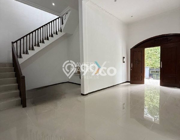 Rumah Minimalis 3 KT LT 210m2 di Araya Rumah Minimalis 3 KT LT 210m2 di Araya
