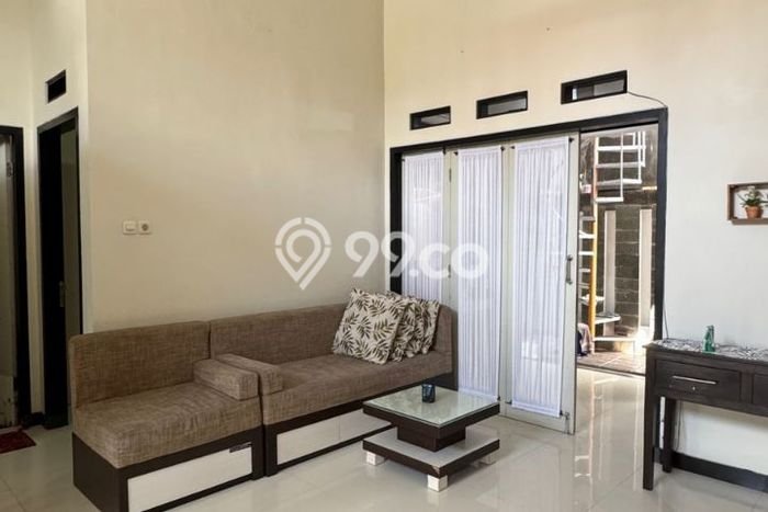 Disewakan Rumah Harga Terjangkau di Permata Jingga Malang dengan 3 KT Disewakan Rumah Harga Terjangkau di Permata Jingga Malang dengan 3 KT