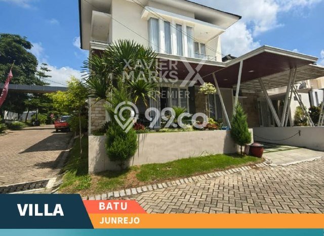 Vila di Junrejo, Luas 141m2m², Posisi Strategis Vila di Junrejo, Luas 141m2m², Posisi Strategis