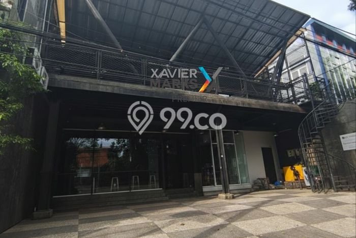 Komersial Bagus Dijual LB 650m2 Lokasi Strategis Malang Area Cocok untuk Berbisnis Komersial Bagus Dijual LB 650m2 Lokasi Strategis Malang Area Cocok untuk Berbisnis
