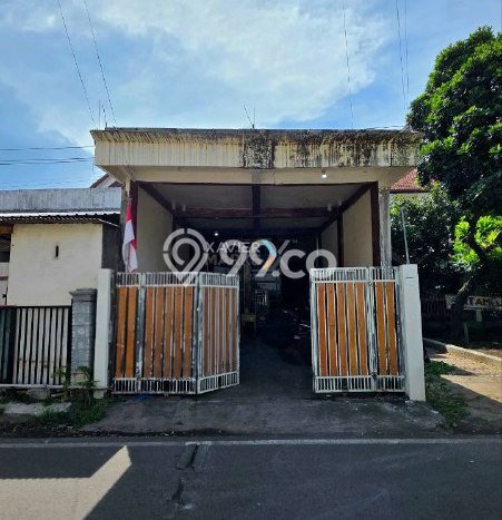 Unit Kost Dijual di Kawasan Lowokwaru Malang dengan 10 KT Unit Kost Dijual di Kawasan Lowokwaru Malang dengan 10 KT