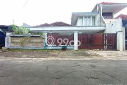 Aset Investasi! Kost Dijual di Klojen, Malang, 10 KT, 4 KM, Luas 350m2 Aset Investasi! Kost Dijual di Klojen, Malang, 10 KT, 4 KM, Luas 350m2