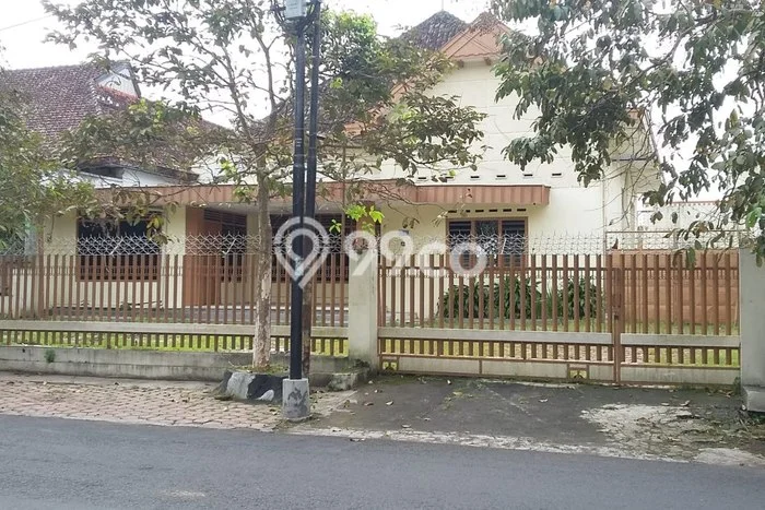 Jarang Ada! Rumah Sewa 3 Kamar Bagus Siap Huni Malang Kota Jarang Ada! Rumah Sewa 3 Kamar Bagus Siap Huni Malang Kota