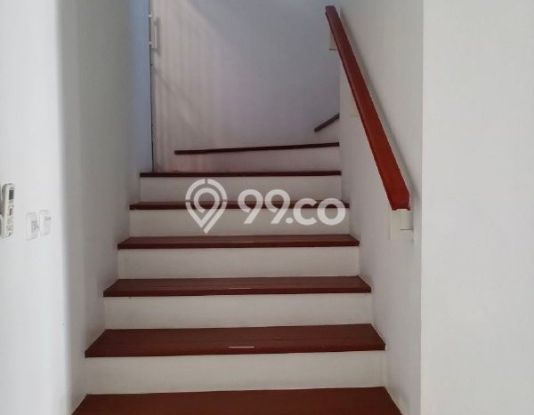 Rumah Kontrakan Malang LT 120m2 LB 160m2 Kawasan Tidar Rumah Kontrakan Malang LT 120m2 LB 160m2 Kawasan Tidar