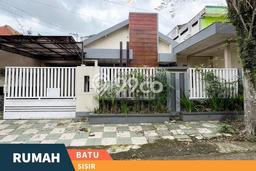 Rumah Strategis Minimalis Lb 84m2 di Batu, Batu Rumah Strategis Minimalis Lb 84m2 di Batu, Batu