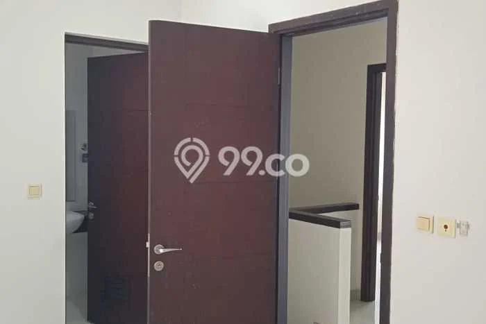 Disewakan Rumah Harga Terjangkau di Green Lake City Jakarta Barat dengan 4 Kamar Tidur Disewakan Rumah Harga Terjangkau di Green Lake City Jakarta Barat dengan 4 Kamar Tidur